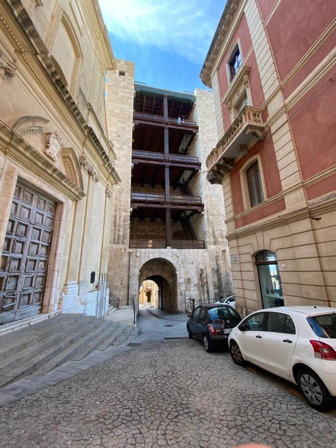 Cuore Del Centro Storico Кальяри Экстерьер фото